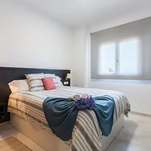 Apartamento Luxsevilla Moderno Piscina Free Parking, Bormujos